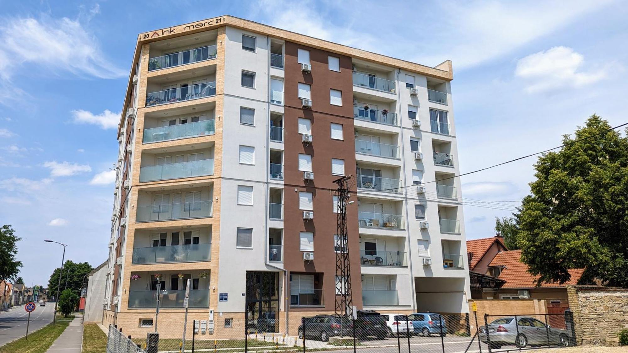 Kc Apartment Subotica Esterno foto